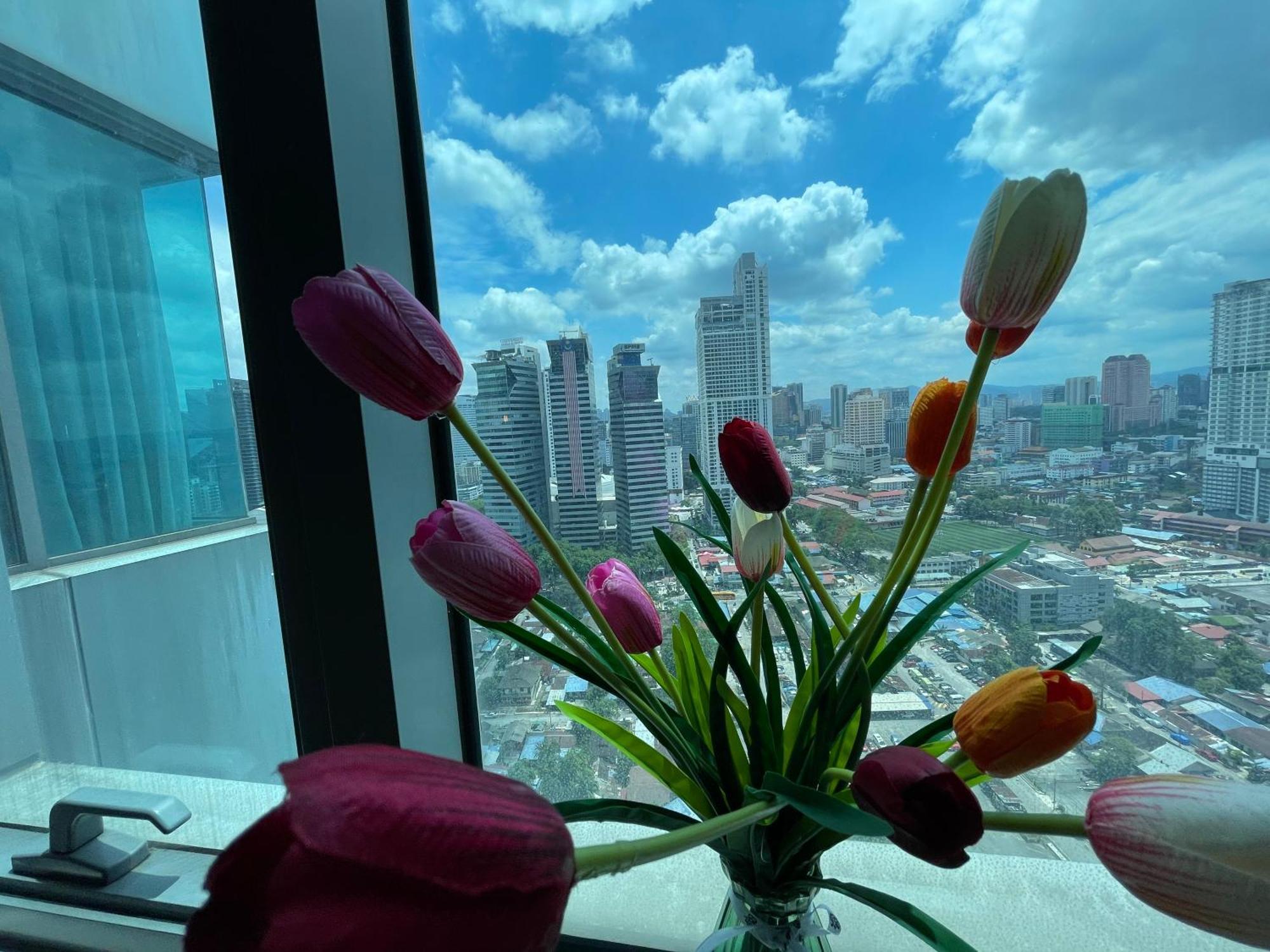 Mercu Summer Suite Klcc By Minshuku กัวลาลัมเปอร์ ภายนอก รูปภาพ